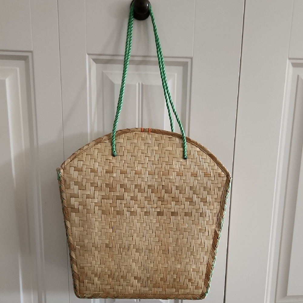 Embroidered Straw Tote Bag - Picture 5 of 11